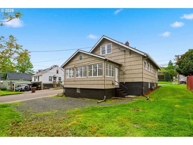 1804 DIVISION St, Camas, WA 98607