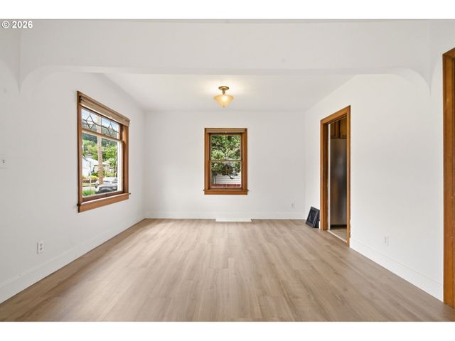 1804 DIVISION St, Camas, WA 98607