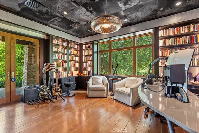 5824 JED SMITH Road, Hidden Hills, CA 91302