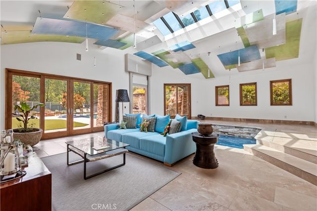 5824 JED SMITH Road, Hidden Hills, CA 91302