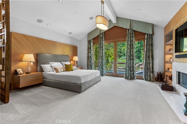 5824 JED SMITH Road, Hidden Hills, CA 91302