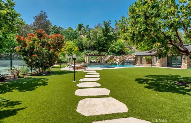 5824 JED SMITH Road, Hidden Hills, CA 91302
