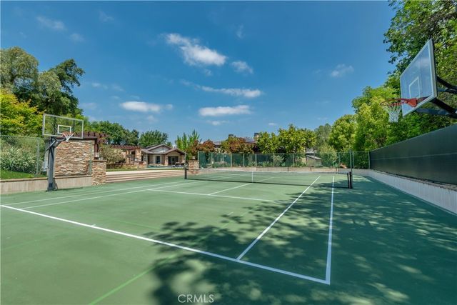 5824 JED SMITH Road, Hidden Hills, CA 91302