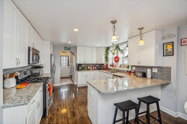 3647 Euclid Avenue, Berwyn, IL 60402