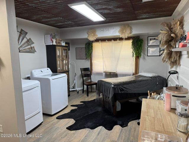 43 Highway 305, Olive Branch, MS 38654