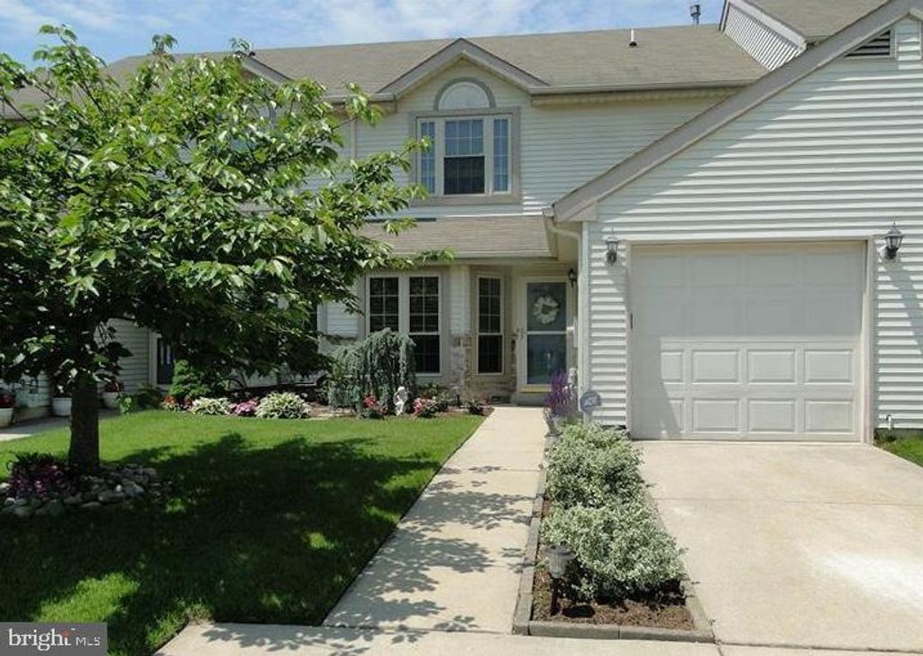 113 FOX MEADOW, Sicklerville, NJ 08081