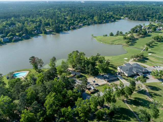 1920 Rollingwood Drive, Huntsville, TX 77340
