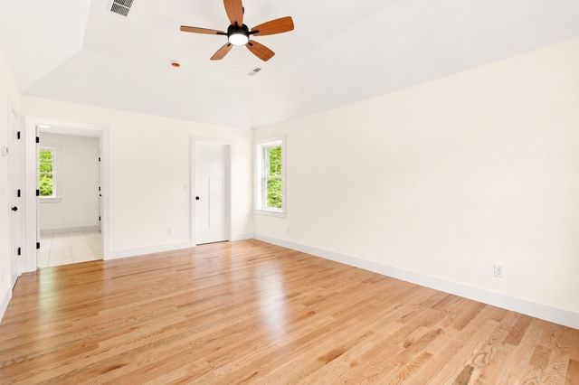 15 Unkety Brook Way, Dunstable, MA 01827
