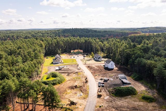 15 Unkety Brook Way, Dunstable, MA 01827