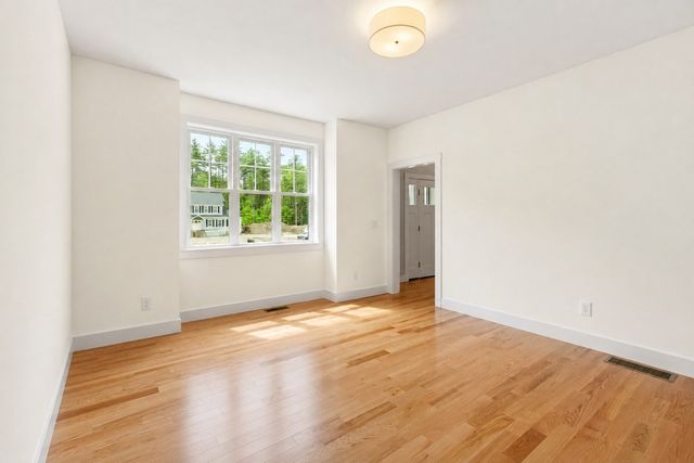15 Unkety Brook Way, Dunstable, MA 01827