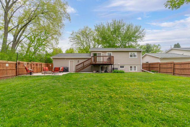 3031 Bethel Street, Waterloo, IA 50702