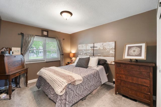 3031 Bethel Street, Waterloo, IA 50702