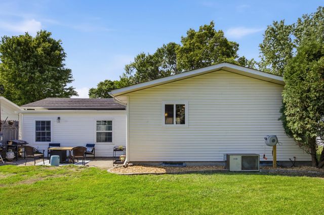 428 Brook Avenue, Moorhead, MN 56560