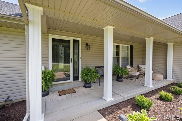 20 W Rock Creek Estates, High Ridge, MO 63049