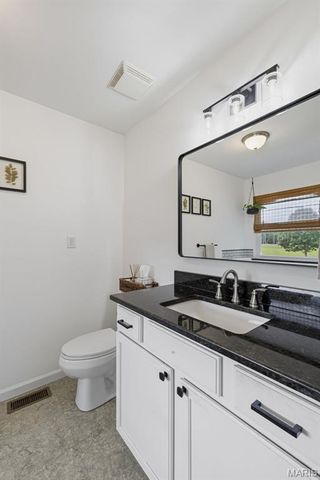 20 W Rock Creek Estates, High Ridge, MO 63049