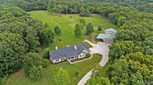20 W Rock Creek Estates, High Ridge, MO 63049