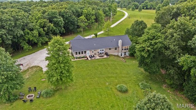 20 W Rock Creek Estates, High Ridge, MO 63049