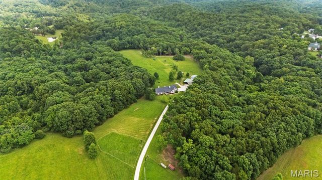 20 W Rock Creek Estates, High Ridge, MO 63049