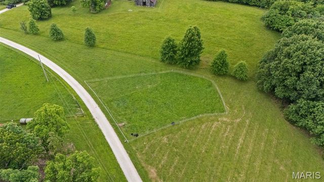 20 W Rock Creek Estates, High Ridge, MO 63049