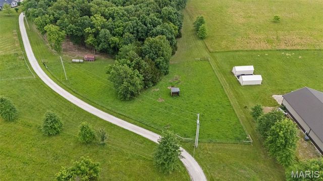 20 W Rock Creek Estates, High Ridge, MO 63049