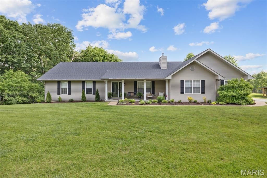 20 W Rock Creek Estates, High Ridge, MO 63049