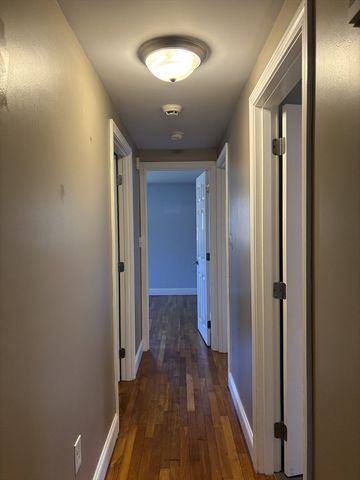 81 Benoit St, Westport, MA 02790