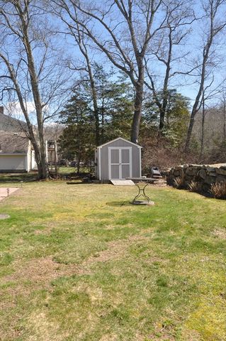 81 Benoit St, Westport, MA 02790