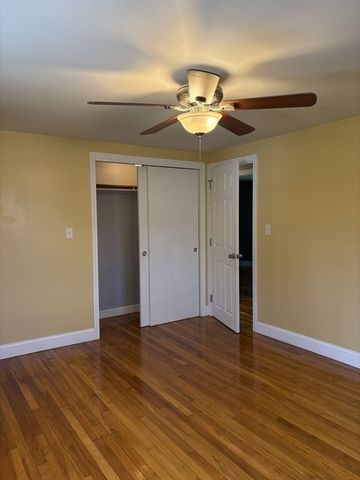 81 Benoit St, Westport, MA 02790