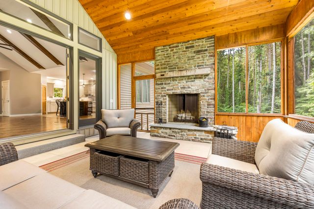 16285 13 Mile Road, Marshall Twp, MI 49014