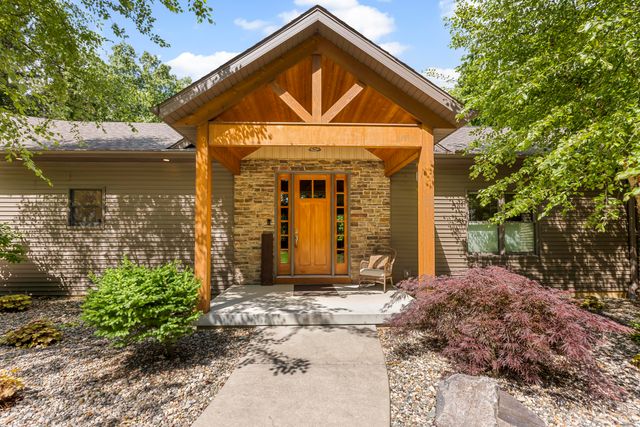 16285 13 Mile Road, Marshall Twp, MI 49014