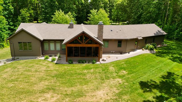 16285 13 Mile Road, Marshall Twp, MI 49014