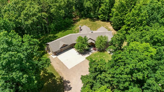 16285 13 Mile Road, Marshall Twp, MI 49014