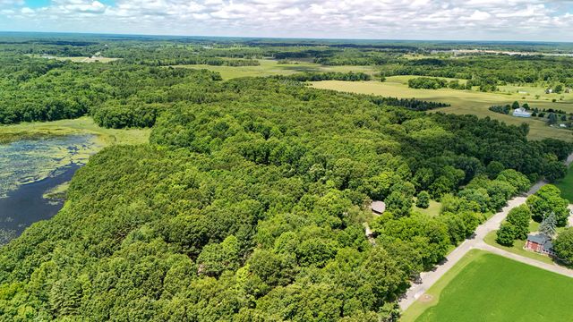 16285 13 Mile Road, Marshall Twp, MI 49014