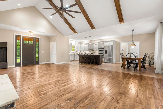 16285 13 Mile Road, Marshall Twp, MI 49014