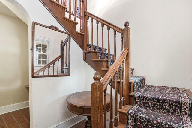 320 Simpson Place, Peekskill, NY 10566