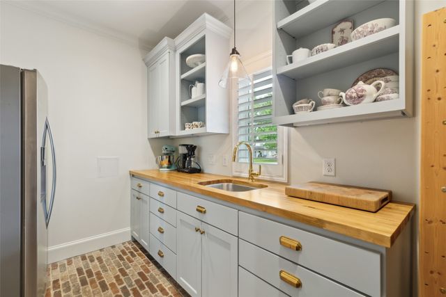 825 Lockwood Drive, Richardson, TX 75080