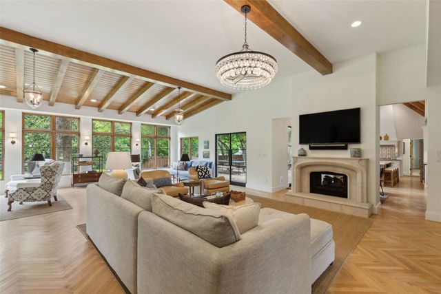 825 Lockwood Drive, Richardson, TX 75080