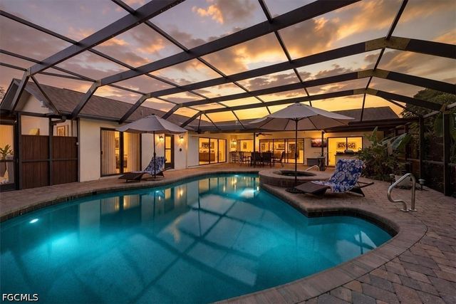 1812 Coral CIR, North Fort Myers, FL 33903