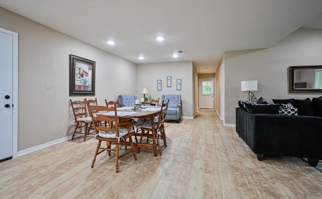 301 Bixler, Mena, AR 71953