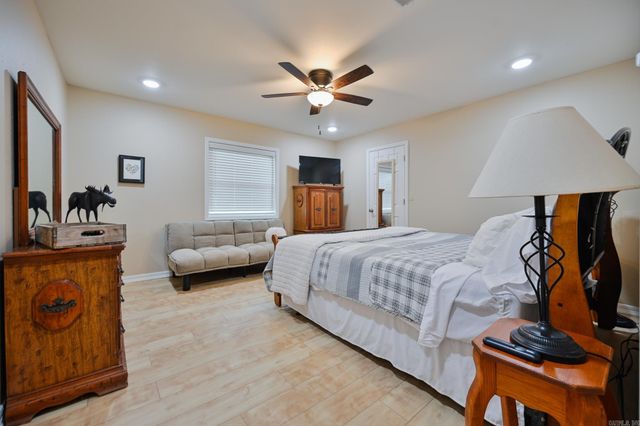 301 Bixler, Mena, AR 71953