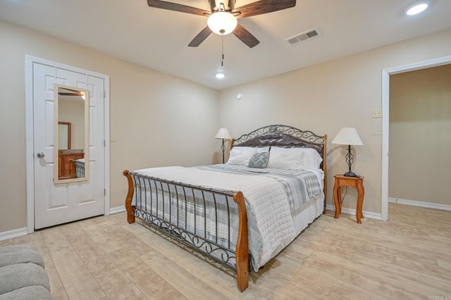 301 Bixler, Mena, AR 71953