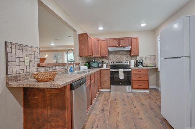 301 Bixler, Mena, AR 71953