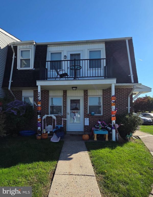 246-247 WASHINGTON PL, TELFORD, PA 18969 — exterior