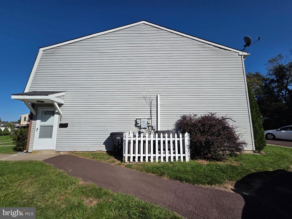 246-247 WASHINGTON PL, TELFORD, PA 18969 — photo 2