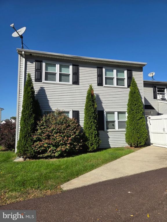 246-247 WASHINGTON PL, TELFORD, PA 18969 — photo 3