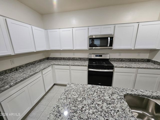 5535 W WILLOW RIDGE Drive, Laveen, AZ 85339