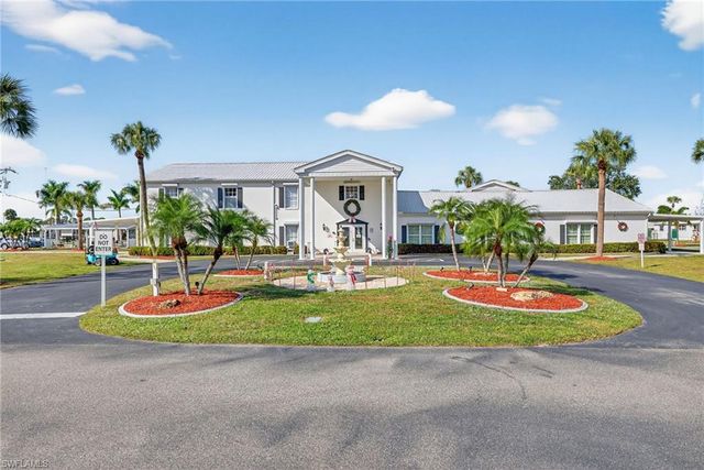 115 Overland TRL, North Fort Myers, FL 33917