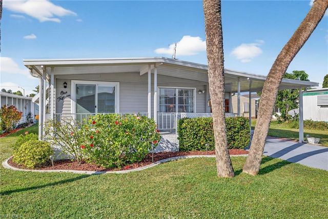115 Overland TRL, North Fort Myers, FL 33917