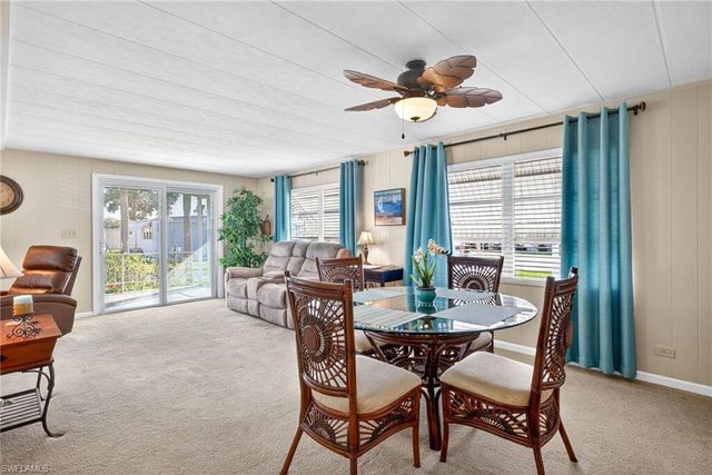 115 Overland TRL, North Fort Myers, FL 33917