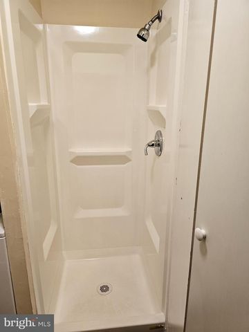28 E PALL MALL, Winchester, VA 22601